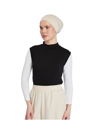 Organik Kolsuz Balıkçı Yaka Likralı Kadın Sıfır Kol Body Siyah