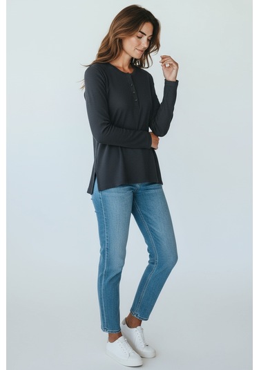 Kadın Yaka Düme Detaylı Mevsimlik Bluz Gri