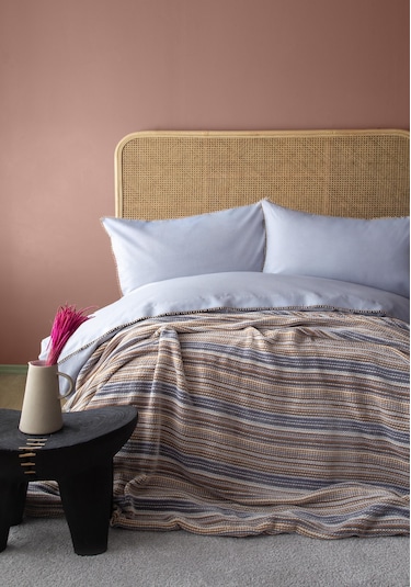 Çift Kişilik Lizbon Gri Yatak Örtülü Nevresimli Set Gri