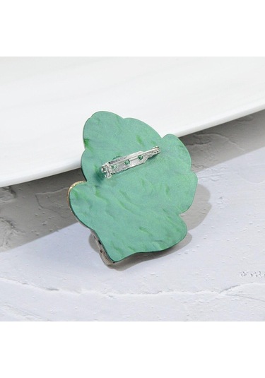 Blucome Akrilik Kız Sarılma Tavşan Broş Nazik Bayan Pin Moda Asetat Fiber Takı Yeni Tasarım 2023 Yüksek Kalite Yeşil