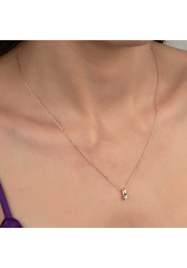 Casera's Kristal Taşlı Gümüş Tektaş Kadın Kolye Csr2183709 Gümüş