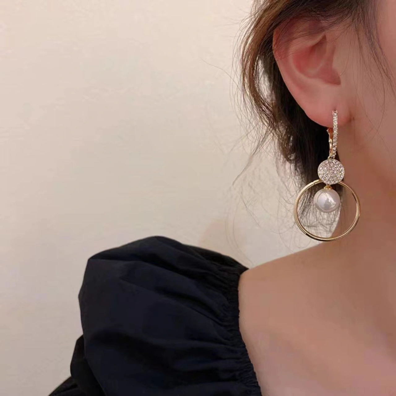 Lemestar Zırhlı İmitasyon İnci Askılı Küpe, Gündüz Ve Akşam Stiline Uygun, Zümrüt Takılı Kadın Kolye, Yüksek Kalite Bijuterie Alaşımlı, 3.5 Cm Uzunluk Gold