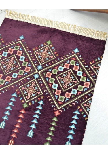 Çeyizlik Hediyelik Seccade Eşarp Tesbih Set Kilim Desenli Kadife Astarlı Seccade, Eşarp, Kristal Tesbih Özel Kutulu Lüks Hediye Seti Mor