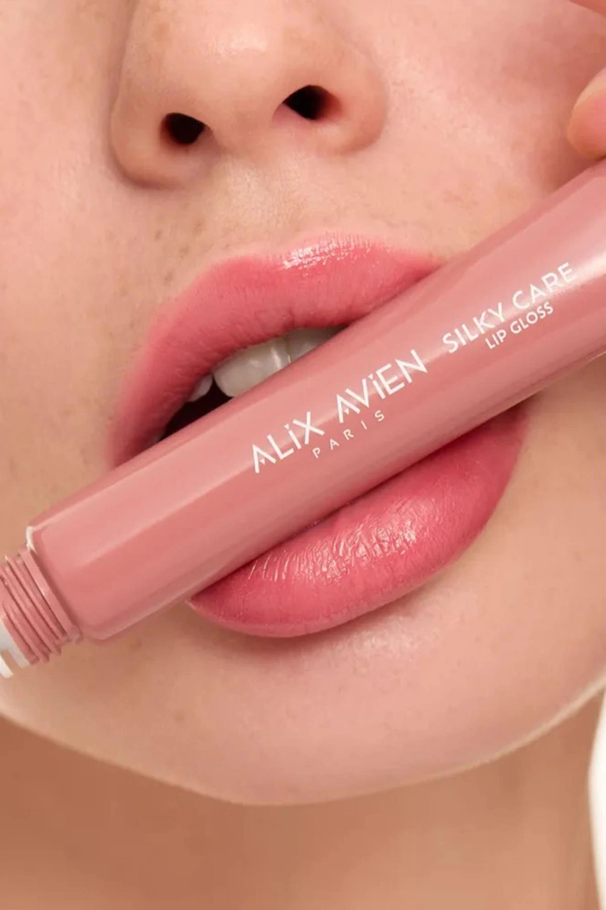 Alix Avien Dolgun Gürünüm Ve Nemlendirici Etkili Dudak Parlatıcısı Silky Care Lipgloss 307 Rose Petal