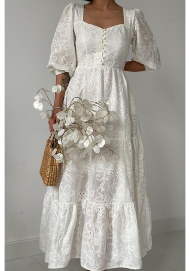 Beyaz Düğmeli Brode Elbise Beyaz