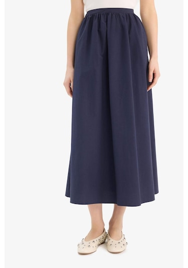 DeFacto A Kesim Normal Bel Yarım Astar Poplin Midi Etek E8700AX25SPNV235 Lacivert DeFacto A Kesim Normal Bel Yarım Astar Poplin Midi Etek E8700AX25SPNV235 Lacivert
