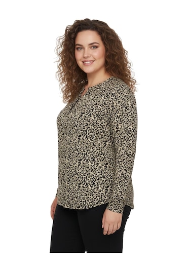 Linsolita Kadın V Yaka Baskılı 2 Düğmeli Bluz Bgl-st05098 Bej