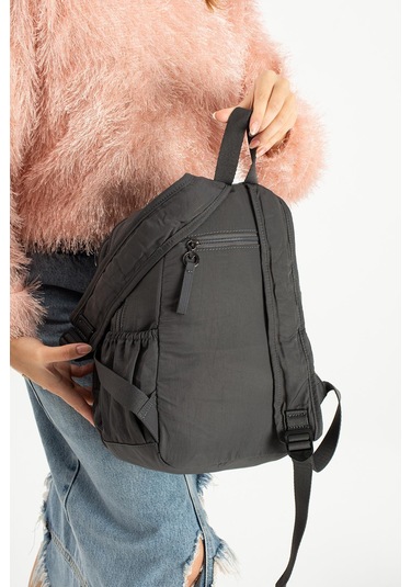 Yumuşak Dokulu Ultra Hafif, Esnek Ve Su Geçirmez Polyamid Kumaş Sırt Çantası Gri Model: 571-13-14a Gri