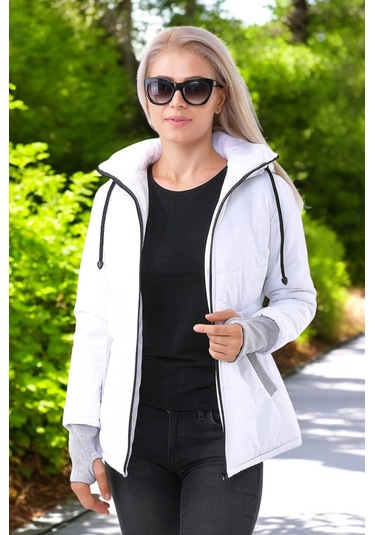 Kışlık Su Geçirmez Kısa Şişme Kadın Mont Beyaz