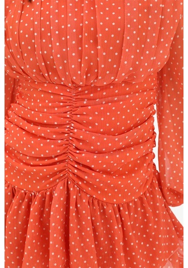 Büzgülü Puantiyeli Şifon Elbise - Turuncu-turuncu