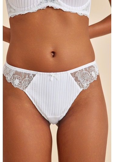 Paris Ekru Dantelli String Külot Ekru