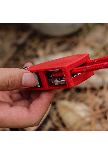 Yifomall Kızıl Küçük Boy Alüminyum Kanatlı Tekerlekli Çadır Sabitleyici, 4mm Kalın Nylon İp İle Hızlı Konum Ayarı Kırmızı