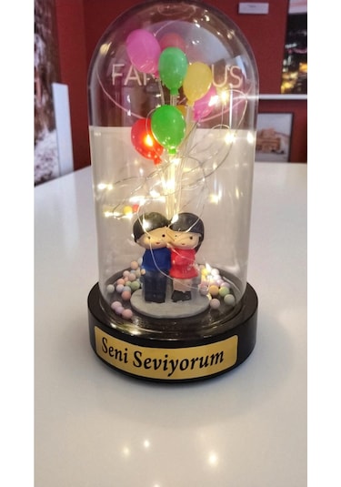 Seni Seviyorum Balonlu Biblolu Fanus Led Işıklı Boyut 20 Cm