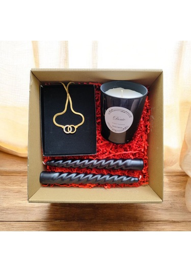 Denic Hediye Seti Kokulu Siyah Bardak Mum Halka Kolye Burgulu Mum