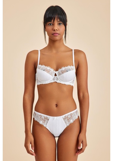 Paris Ekru Dantelli Slip Külot Ekru