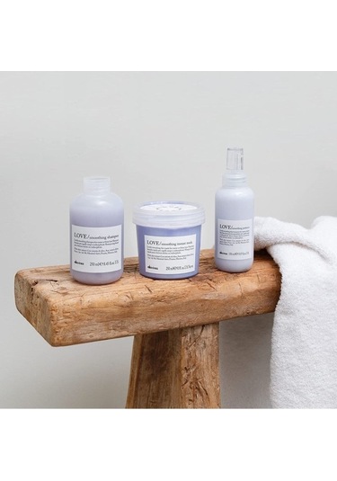 Vegan Love Smoothing Conditioner Elektrinlenme Karşıtı Saç Kremi 250ml 8004608274889 75588 All