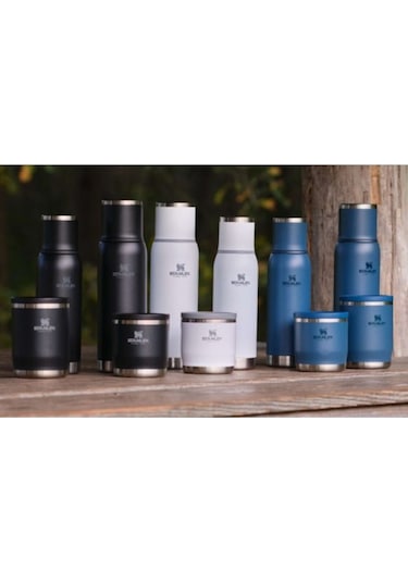 Stanley The Adventure To-go Bottle 1.0l / 1.1 Qt Black