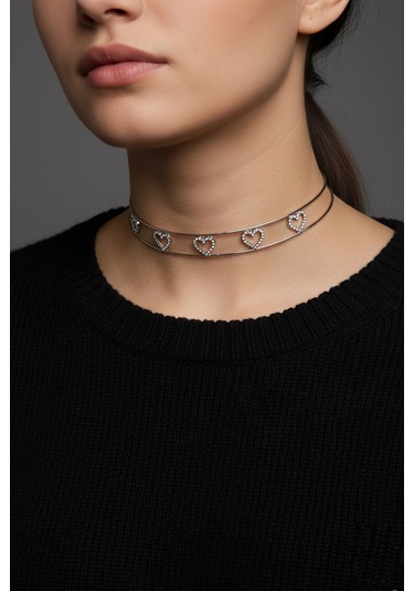 Caş Dekorasyon Gümüş Renk Kalpli Taşlı Choker Kolye Gümüş