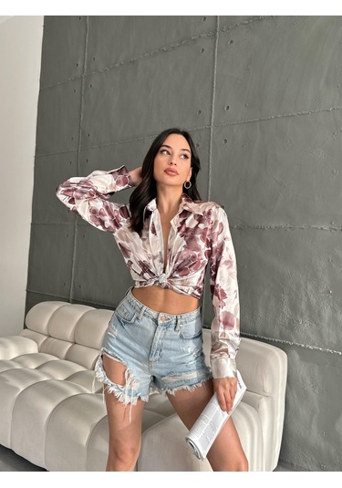 Kadın Oversize Ekru Renk Kahve Çicek Detaylı Saten Gömlek-kahve Kahve
