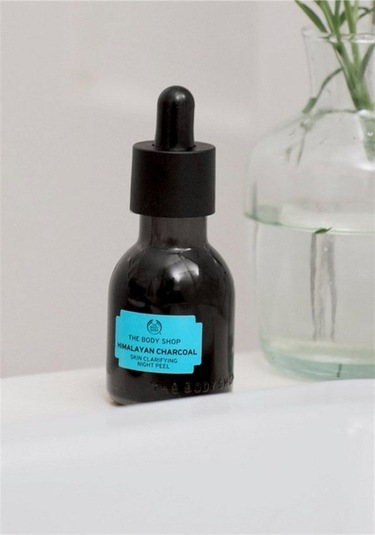The Body Shop Himalayan Charcoal Gece Peelingi 30ml