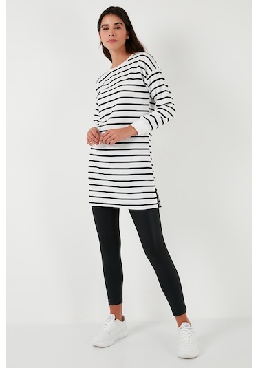 Lela Modest Çizgili Pamuklu Regular Fit Bisiklet Yaka Bayan Tunik 5865784 Beyaz Lela Modest Çizgili Pamuklu Regular Fit Bisiklet Yaka Bayan Tunik 5865784 Beyaz