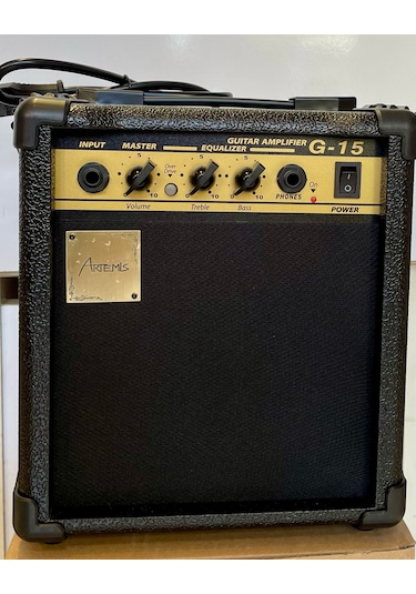 Artemis 15 Wt Gitar Ve Bağlama Amfisi