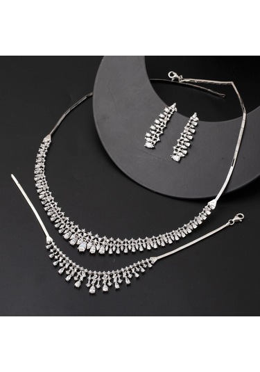 Damlalar Beyaz Altın Üçlü Set 14 Ayar Stpj33610