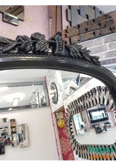 Matmazel Model Siyah Renk Ayaklı Varaklı Boy Aynası