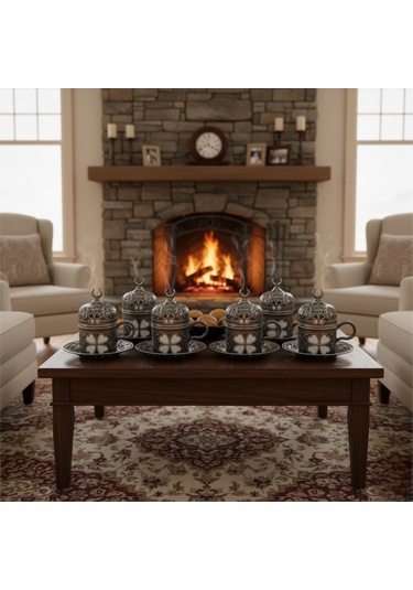 Yonca Desenli 6 Kişilik Porselenli Kapaklı 24 Parça Kalay Renk Fincan Seti Gri