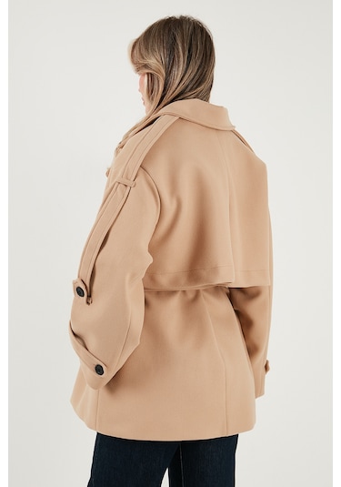 Lela Bayan Kaban 6839669 Camel Camel