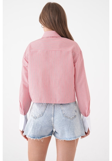 Saade Kırmızı Çizgili Crop Gömlek Kırmızı
