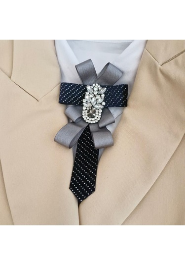 Lacivert Vaoov Özel Seri Yaka Broş, Yaka İğnesi , Taşlı Tasarım, Hediyelik , Yaka Çiçeği 150 Beyaz Çok Renkli