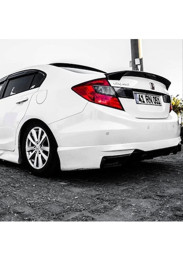 Honda Civic Fb7 Bagaj Üstü Spoiler Amerikan Yapışık Parlak Siyah