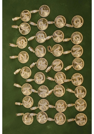 Ö Harfi Altın Kolye Ucu