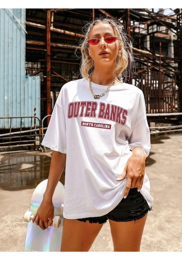 Kadın Beyaz Oversize Outher Banks Baskılı T-shirt Beyaz-67370