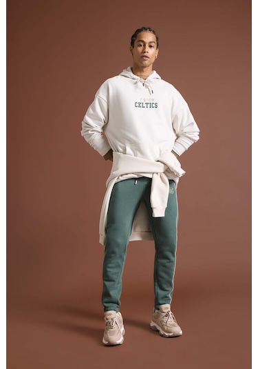 DeFactoFit NBA Boston Celtics Oversize Geniş Kalıp Kapüşonlu Sırt Baskılı Kalın Sweatshirt D3242AX24WNBG662