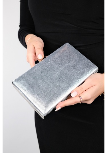 Luvishoes Toronto Gümüş Sıvama Kadın Abiye Çanta Gümüş