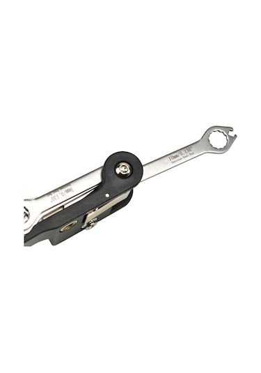 Icetoolz Alyen Seti Çantalı 17 Fonksiyon160197 Siyah - Kırmızı