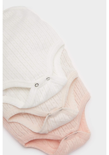 DeFacto Kız Bebek Yenidoğan Kare Yaka 3'lü Askılı Çıtçıtlı Body C4390A525SMPN324