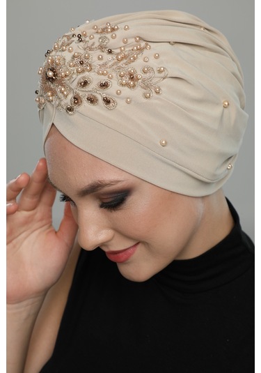 Kopma Astarlı İşlemeli Bej Sırma Motifli Hazır Türban Tesettür Abiye Bone Bej