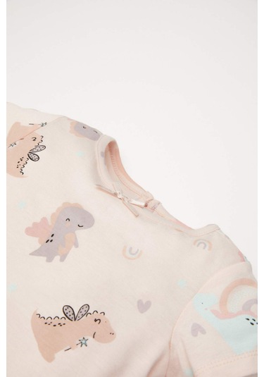 DeFacto Kız Bebek Pijama Takımı Dinazor Baskılı Kısa Kollu Penye Üst Beli Lastikli Şort D8295A5NSPN262 Pembe