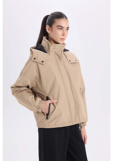 DeFacto Su Geçirmez Kapüşonlu Fermuarlı Çıtçıtlı Cepli Mevsimlik Mont D0931AX25SPBG778 Bej