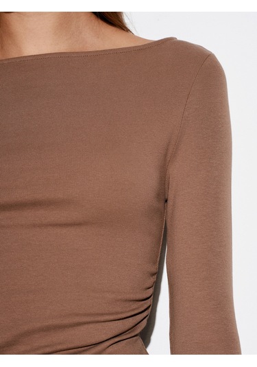 Dilvin 31401 Büzgülü Kayık Yaka Top-vizon Vizon