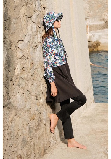 Manuka Rüzgarlıklı 3'lü Tesettür Mayo Takımı Multi Color Çok Renkli