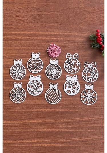 10 Parça Kırmızı Beyaz İpli Fiyonk Model Ahşap Yılbaşı Ağaç Süsü 5365