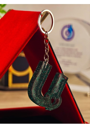 Harfli Anahtarlık Epoksi Kişiye Özel Yapım El Yapımı Harf Anahtarlık Kalp Model Özel Tasarım Hediyelik Ürün Kalp Desenli Simli Anahtarlık Beyaz - Siyah