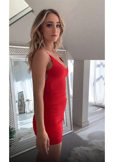 Sırt Dekolteli Kırmızı Mini Elbise Kırmızı