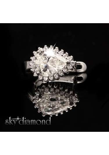 Sky Diamond Etrafı Pırıltılı Taşlarla Süslenmiş Damla Küpe Gümüş