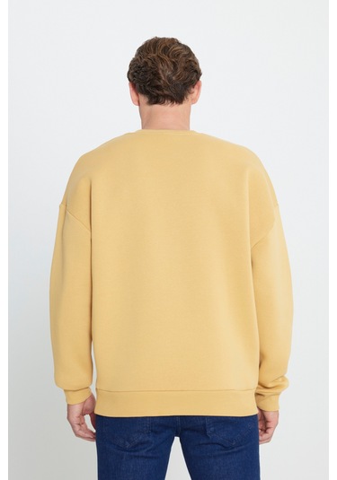 AC&Co / Altınyıldız Classics Erkek Hardal Oversize Fit Bol Kesim Pamuklu İçi Polarlı Bisiklet Yaka Sweatshirt Hardal