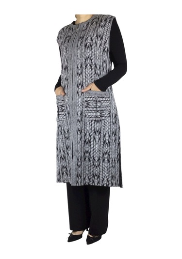 Önü Fermuarlı Desenli Cepli Kalın Kışlık Yelek Gri